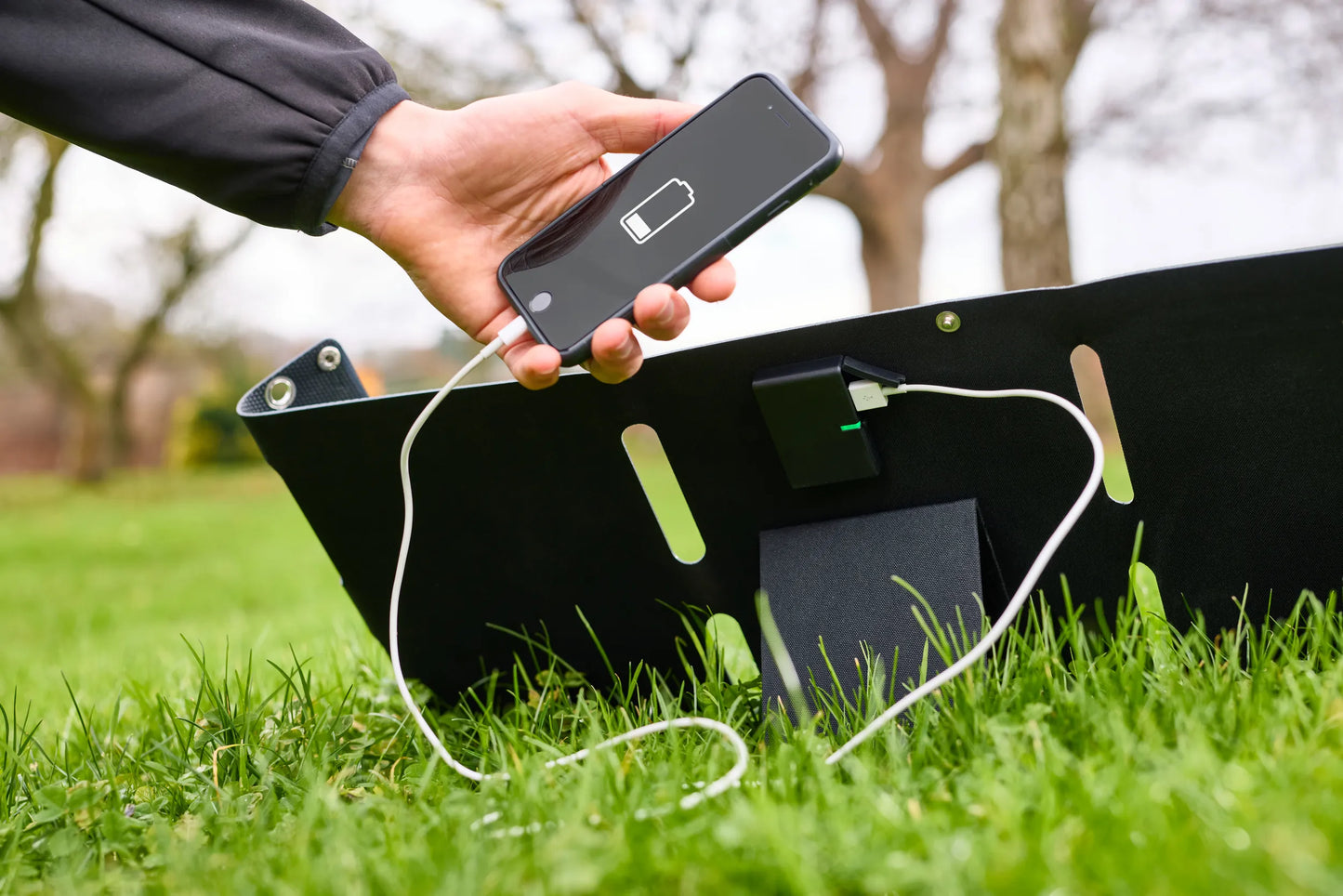 Battery Charge Solar 20W INCL USB